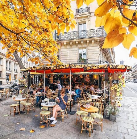 la terrasse du cafe cassette