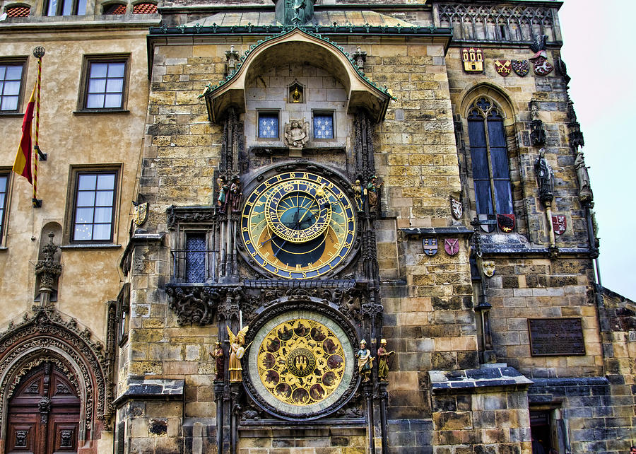 ASTRONOMICAL CLOCK