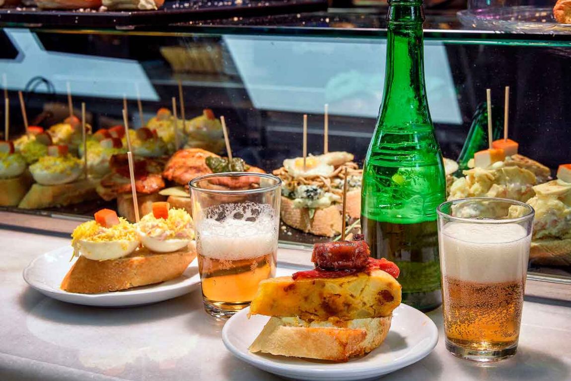 Granada Tay Ban Nha - Tapas miễn phí