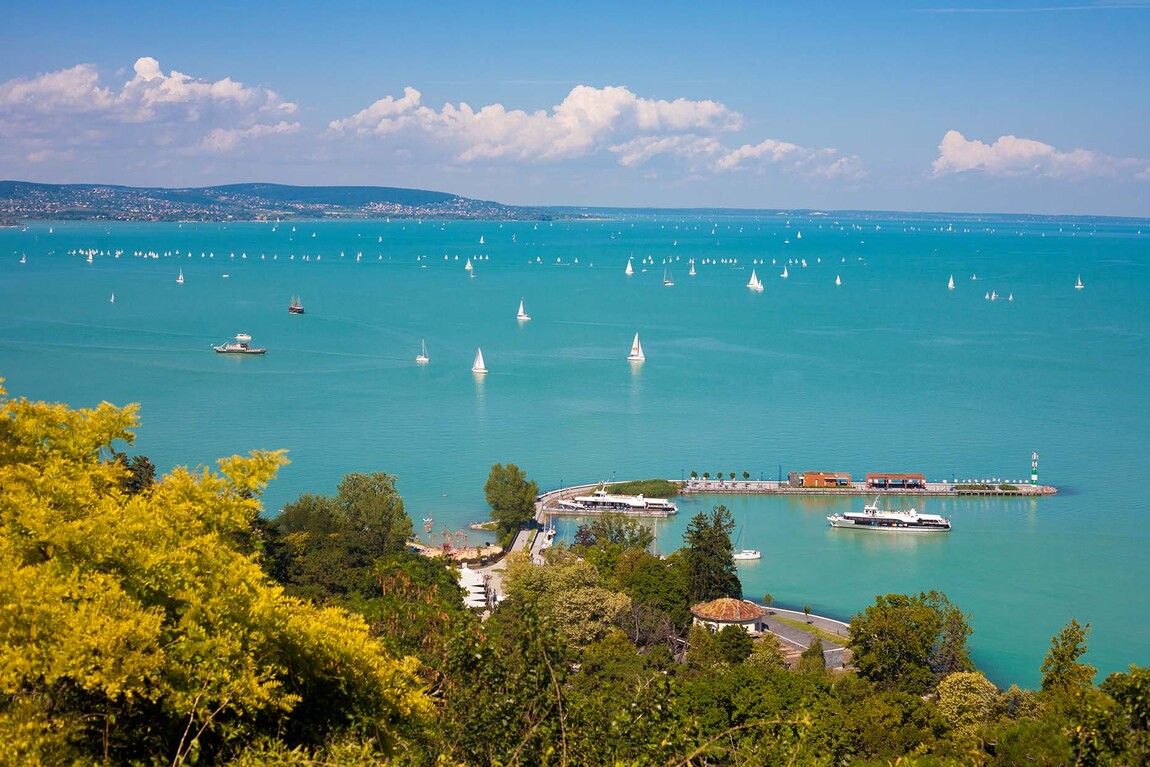 Hungary - Lake Balaton, lá phổi mùa hè của Hungary