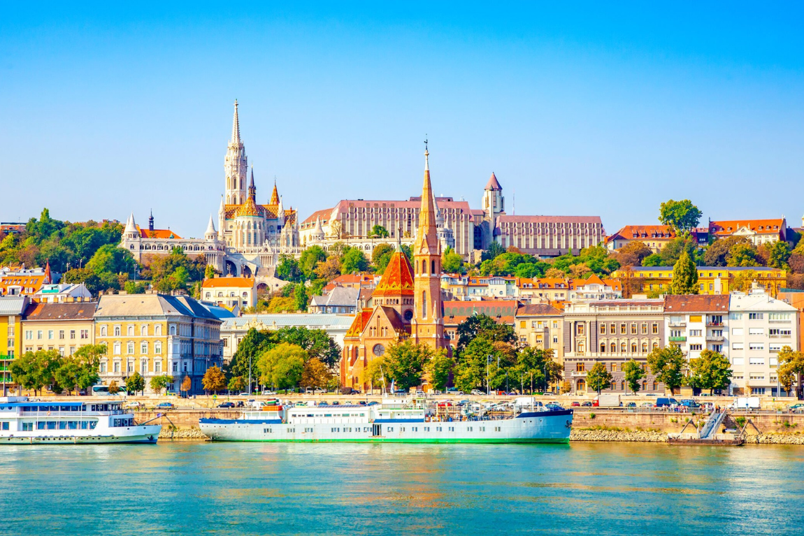 Budapest - Thủ đô Budapest bên bờ Buda của sông Danube