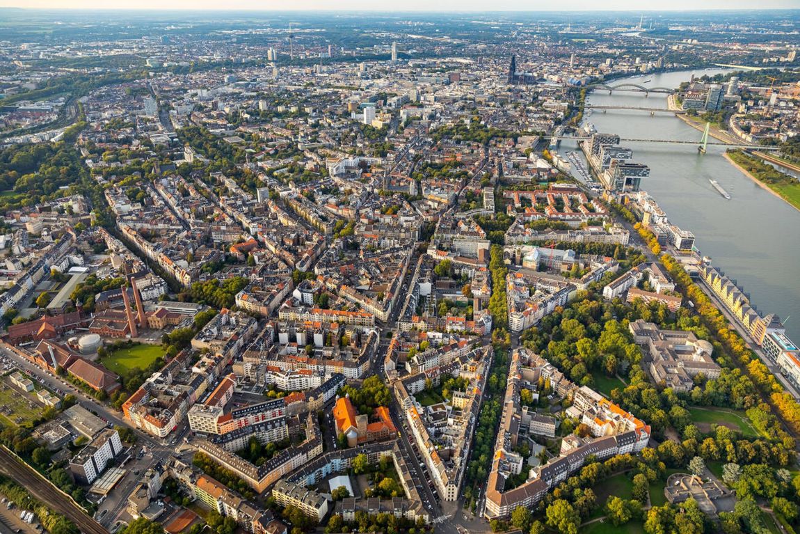 Cologne - Toàn cảnh thành phố cổ kính Cologne
