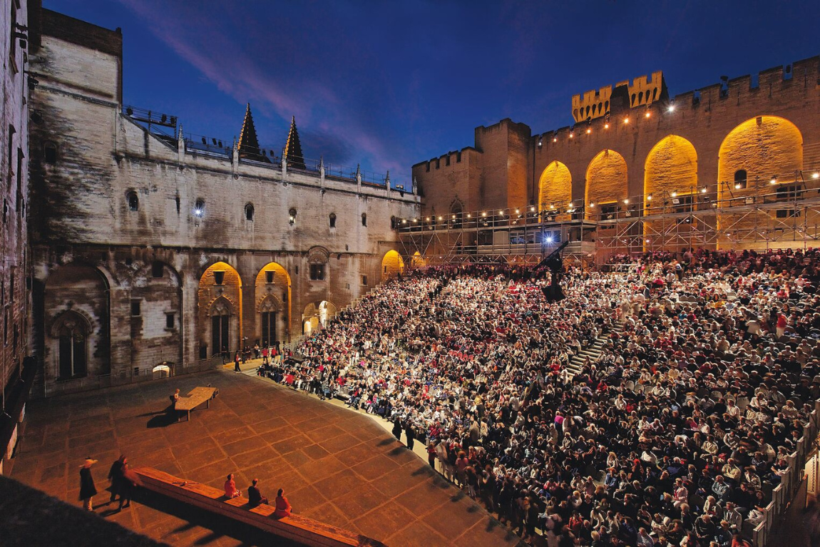 AVIGNON 18 - Festival d’Avignon (Lễ hội “In”)