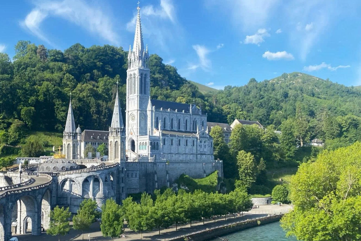 Nhà thờ Đức Mẹ Lộ Đức Ảnh 7