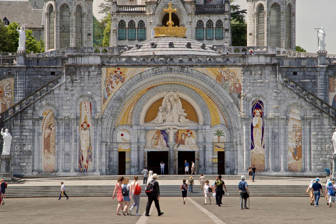 Nhà thờ Đức Mẹ Lộ Đức Ảnh 9