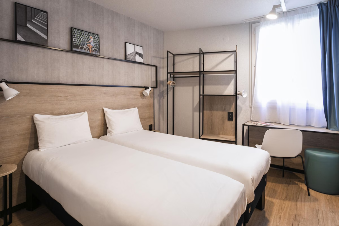 Ibis Avignon Sud (2)