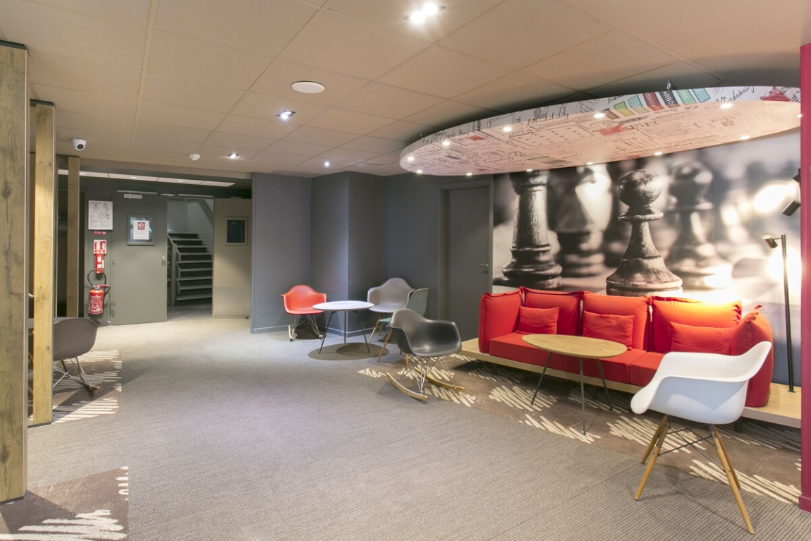 Ibis Avignon Sud (8)