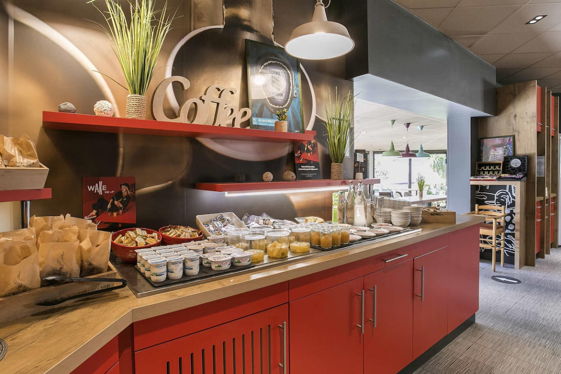 Ibis Avignon Sud (9)