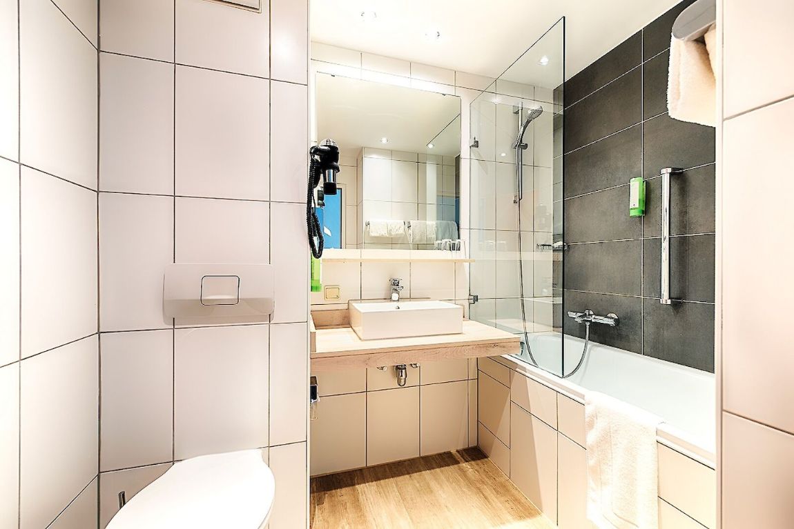 Holiday Inn Munich South (5)